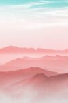 粉红色山林背景