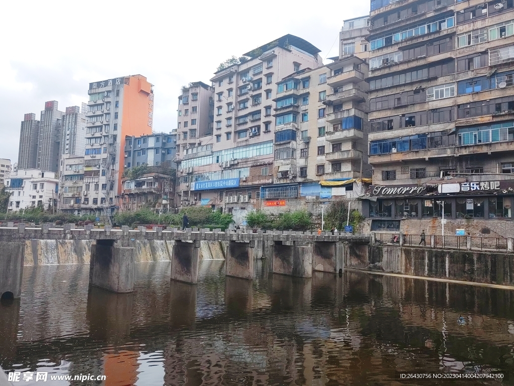 湘江河河岸建筑