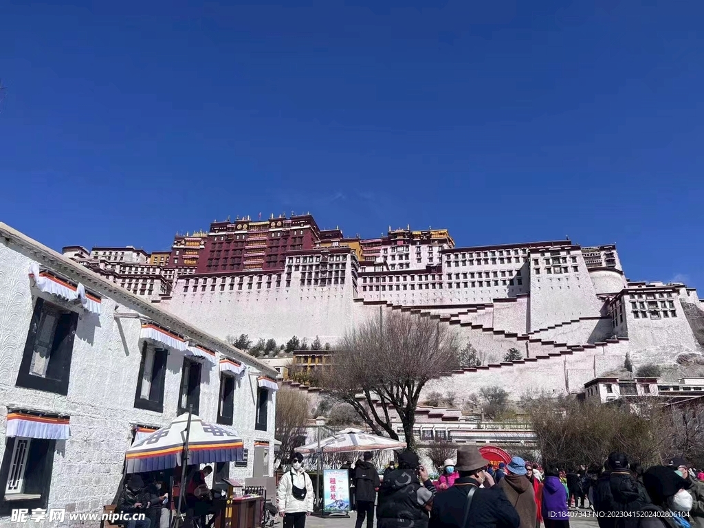 布达拉宫