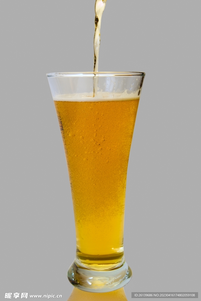啤酒