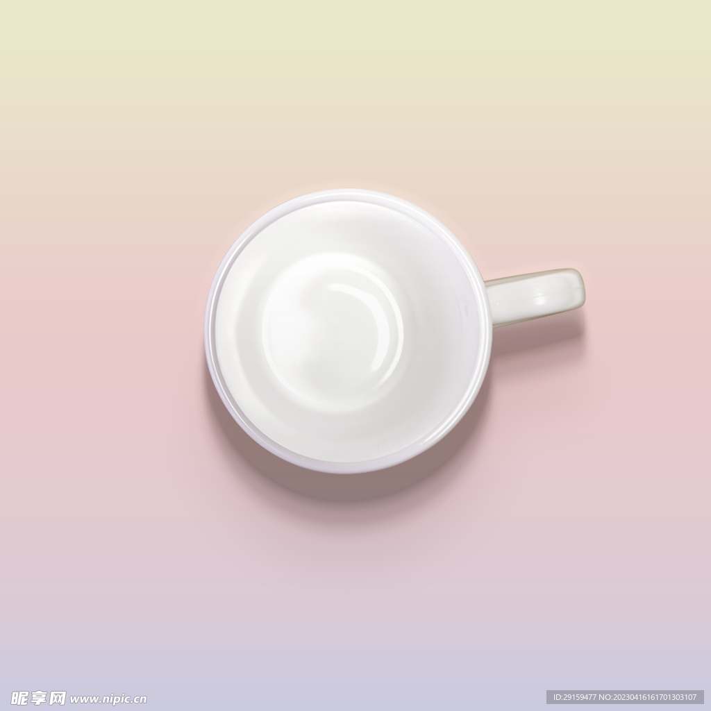 玻璃杯
