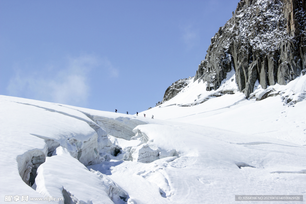 雪地雪山