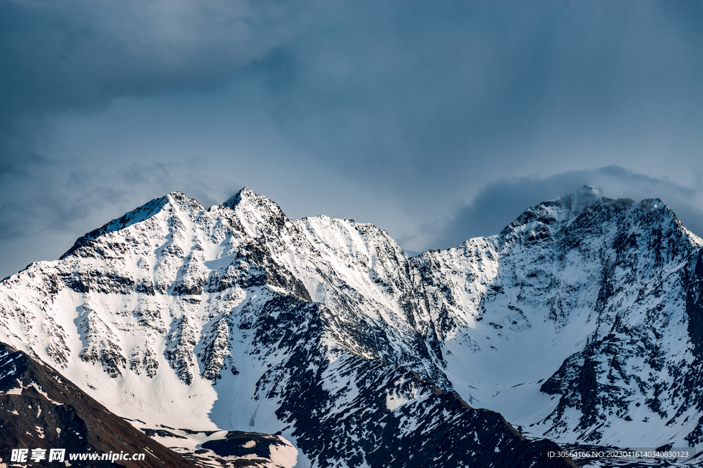 雪山雪景