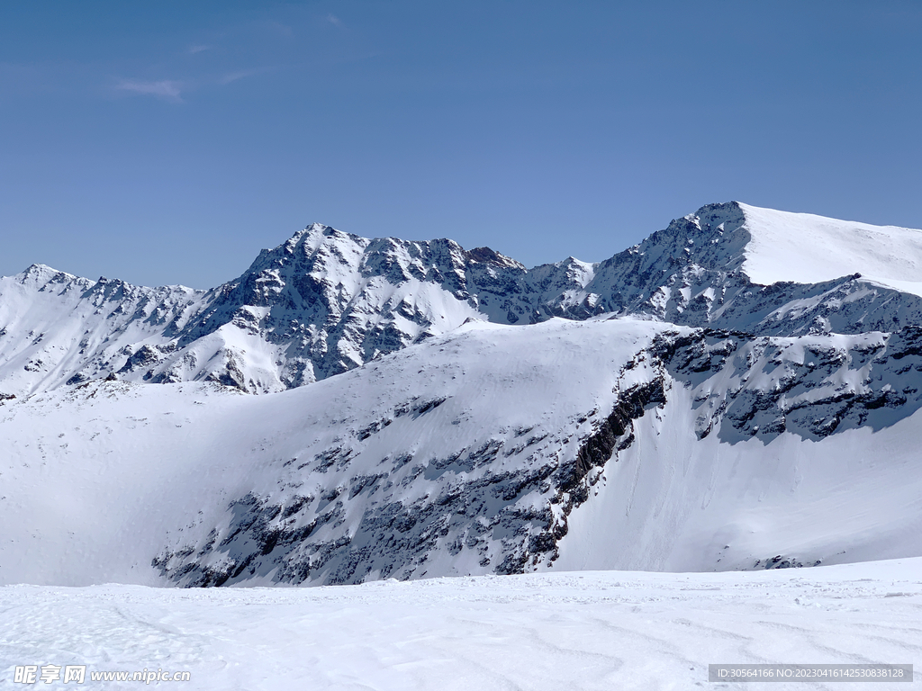 雪山山脉