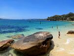 海滩游客旅游