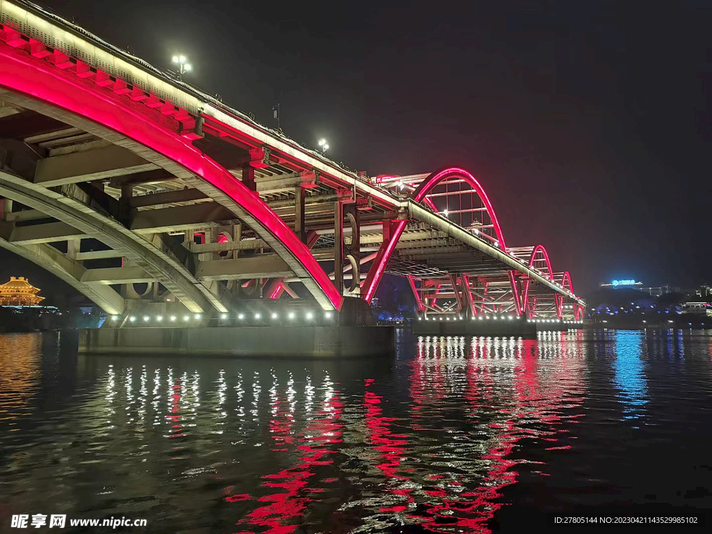 江面美景