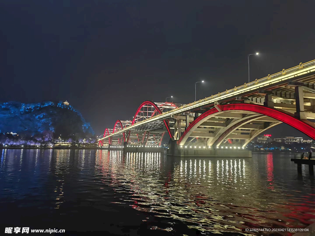 江面夜景