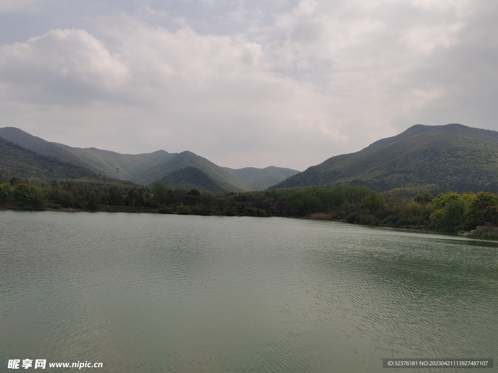 湖泊 山河