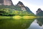 山水相依