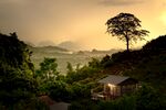 黄昏下的山村