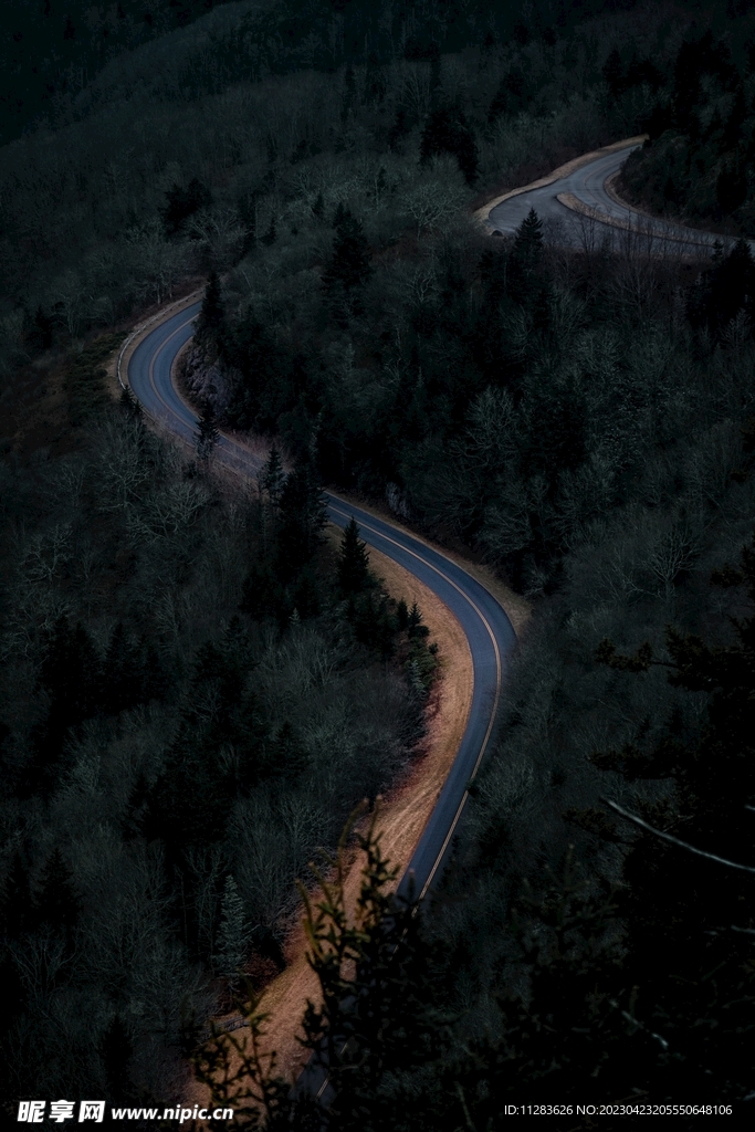 山间公路