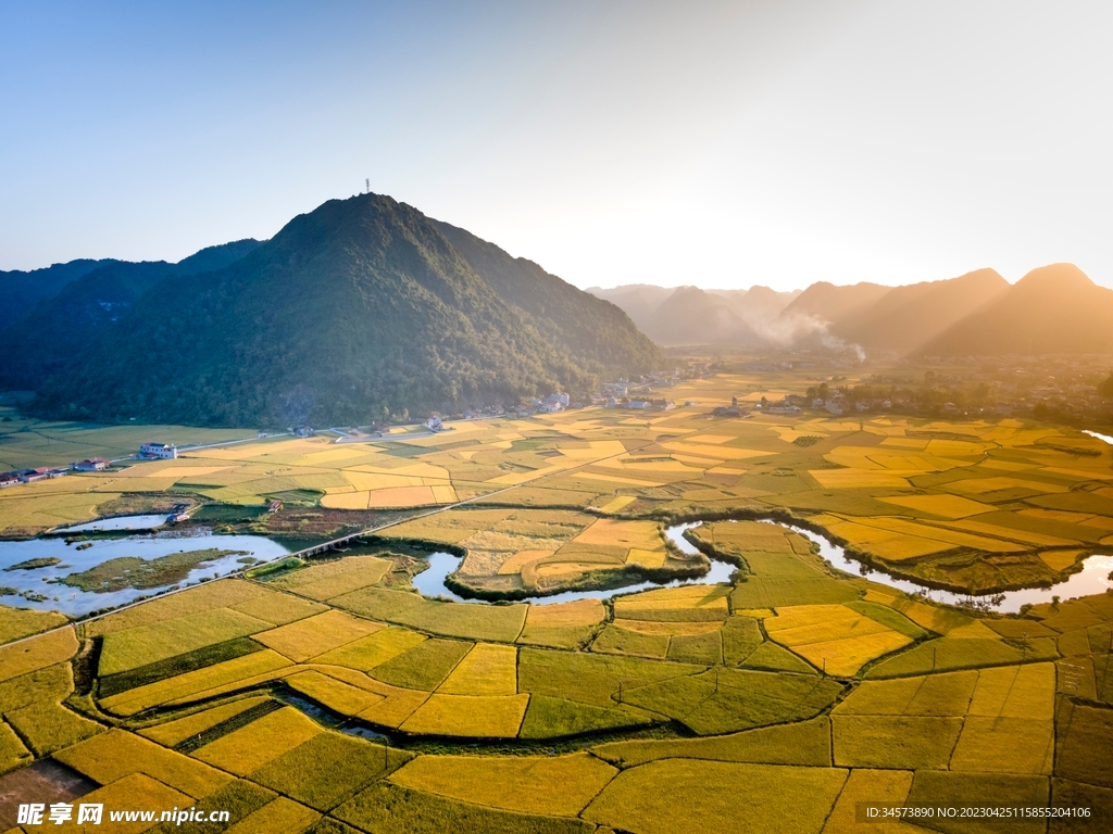 山村风光