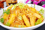 土豆条压酸菜