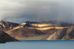 湖光山色美景