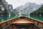 湖上小船风景