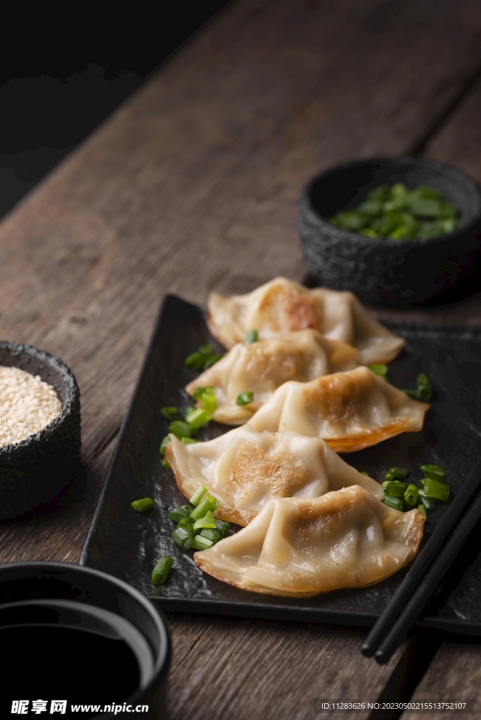 煎饺美食