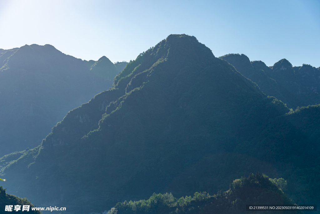 山峰