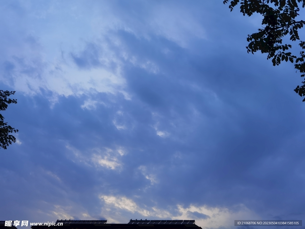 天空