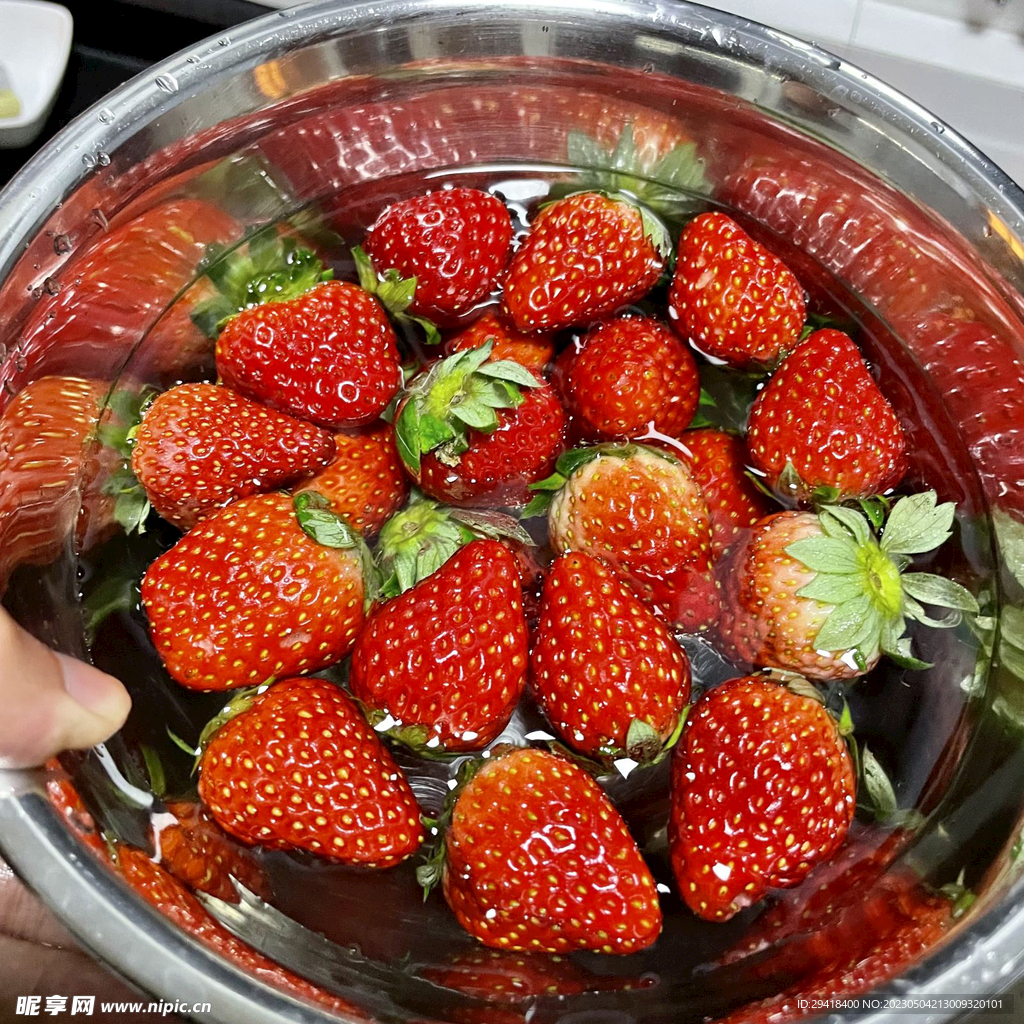 草莓静物细节摄影
