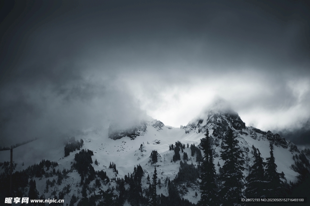 雪山