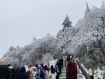 峨眉山雪景