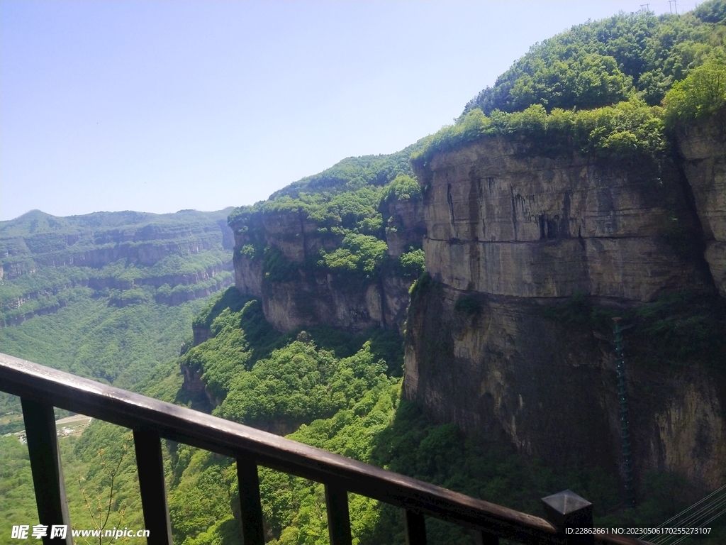 白云 山脉 自驾游 出游 风景