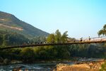 山村吊桥
