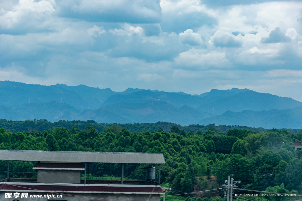 绿色山村