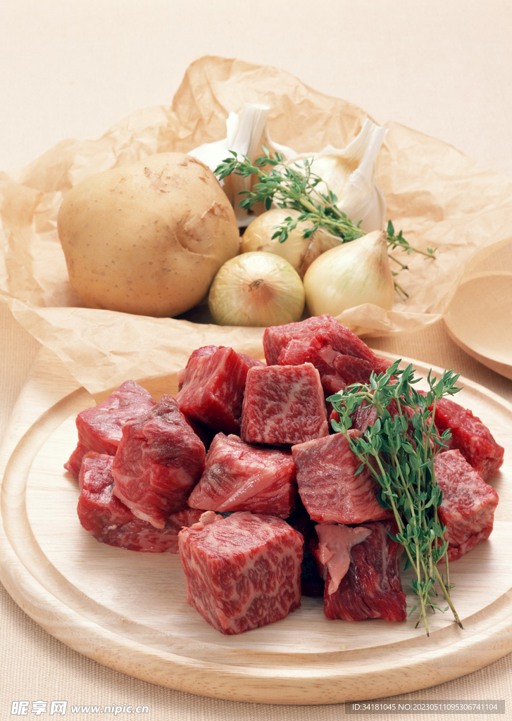 牛肉烤肉土豆