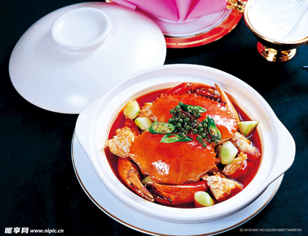 大闸蟹美餐