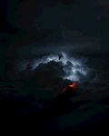 火山与星云