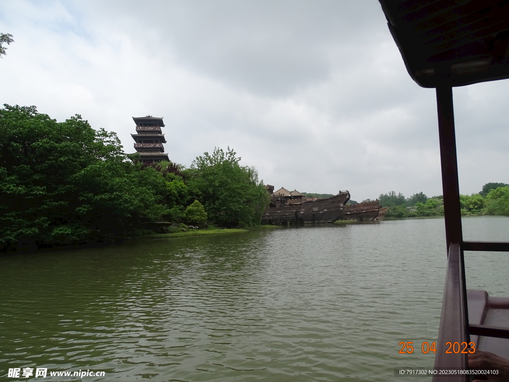 赤壁三国古战场水面风景