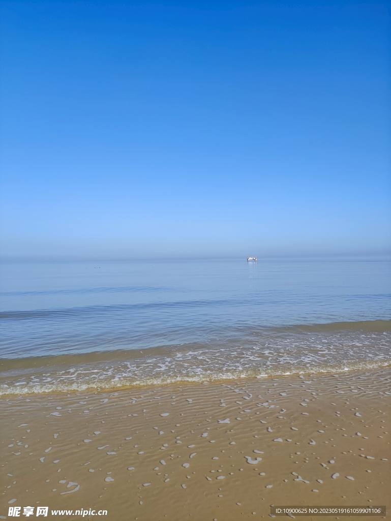 沙滩 海水 蓝天