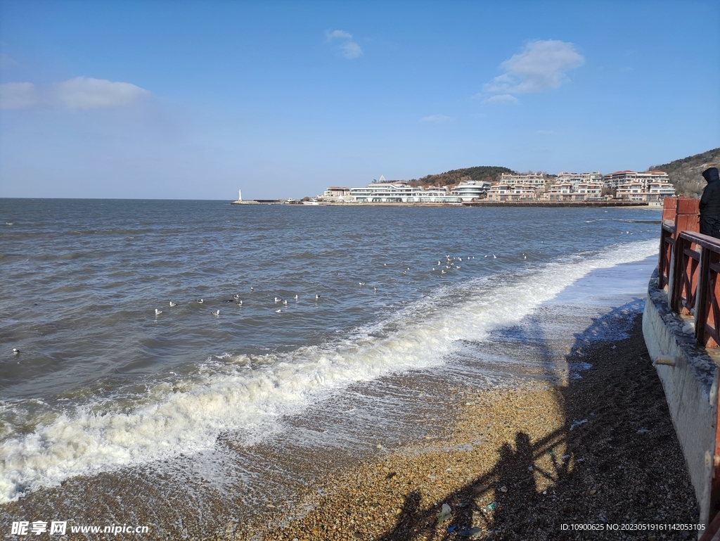 威海 海水浴场 海浪