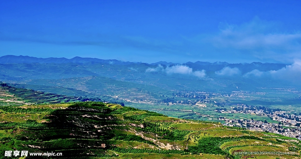 山区风景 云雾青山 