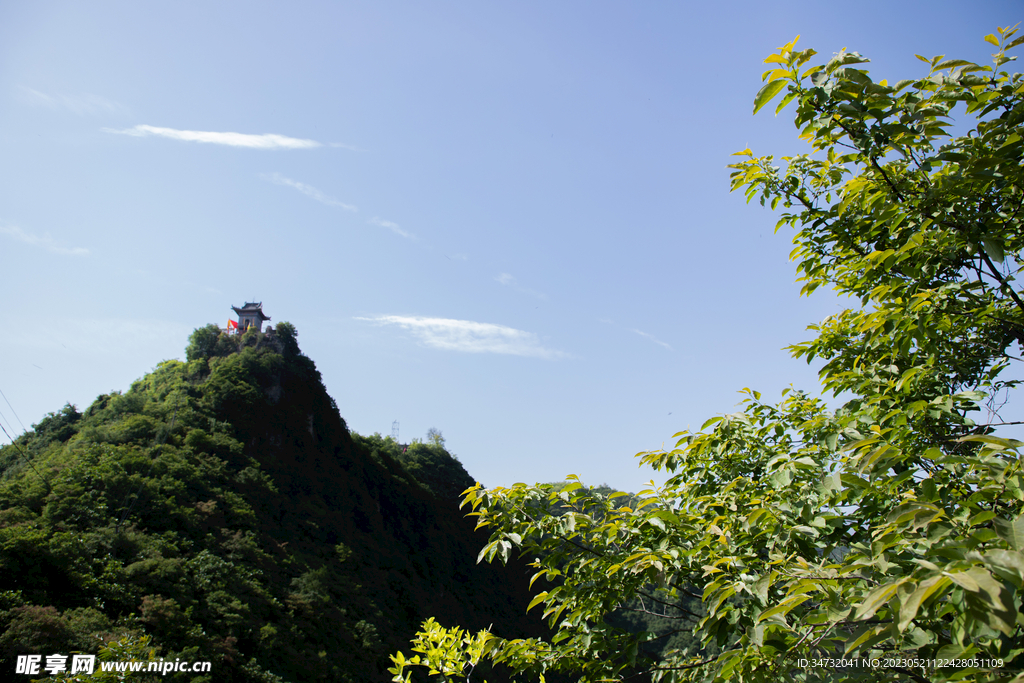 秦岭山