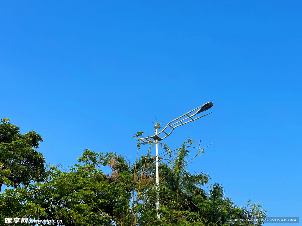 天空