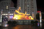 府谷黄河母亲雕像近景照片