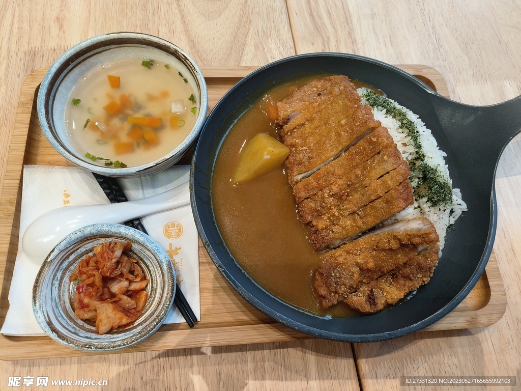 咖喱鸡排饭摄影图__传统美食_餐饮美食_摄影图库_昵图网nipic.com