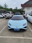 轿车