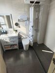 酒店卫生间
