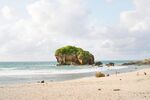 海岸边的岛屿
