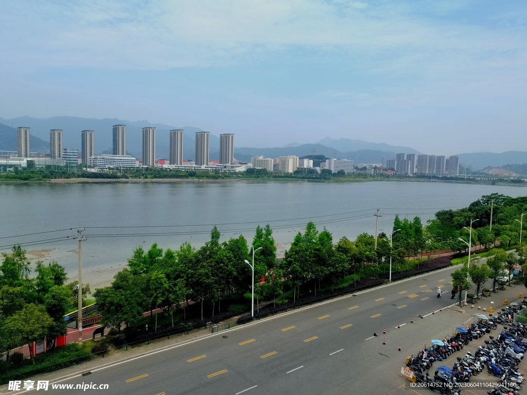 美丽的海边城市风景