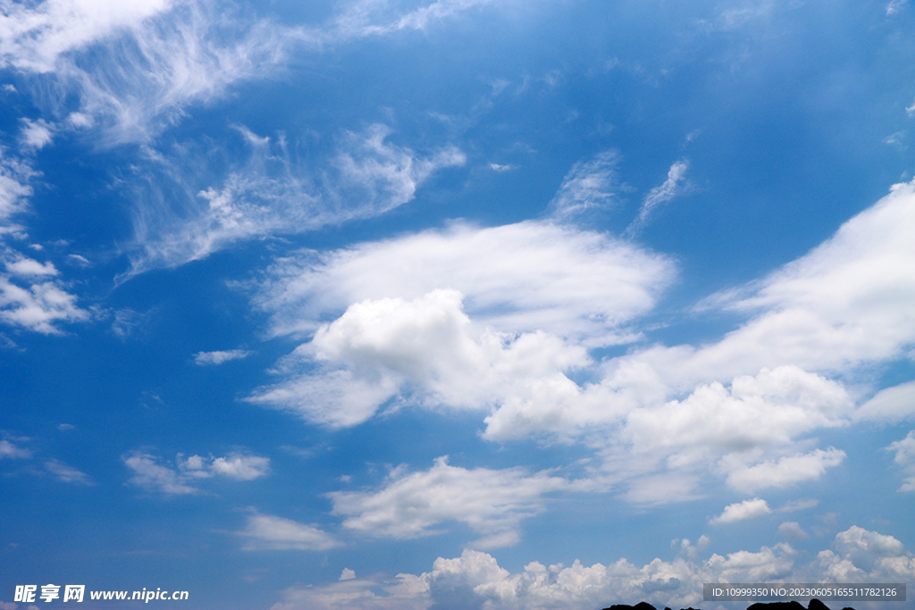 蓝天白云