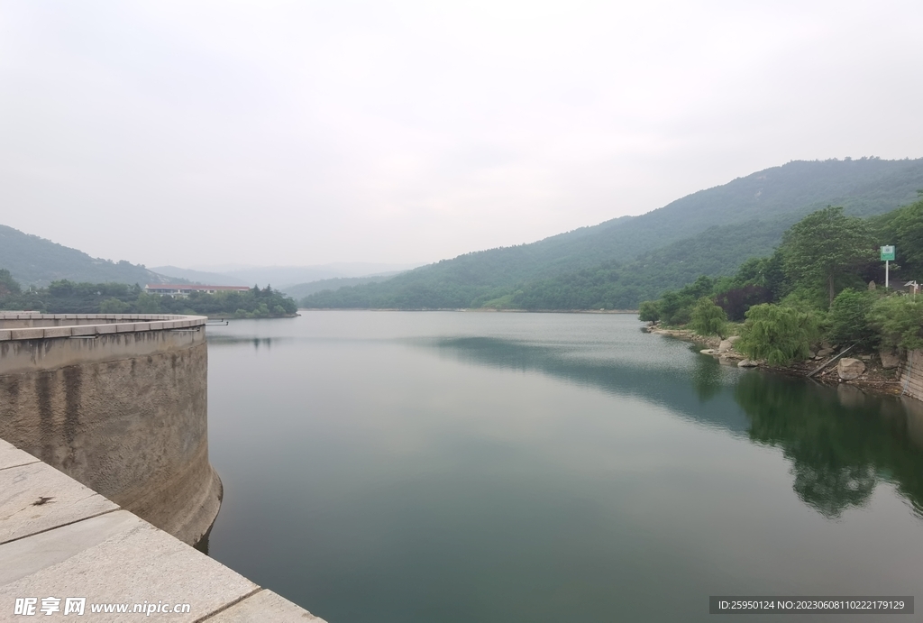 淌水涯