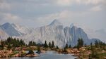 雪山山崖