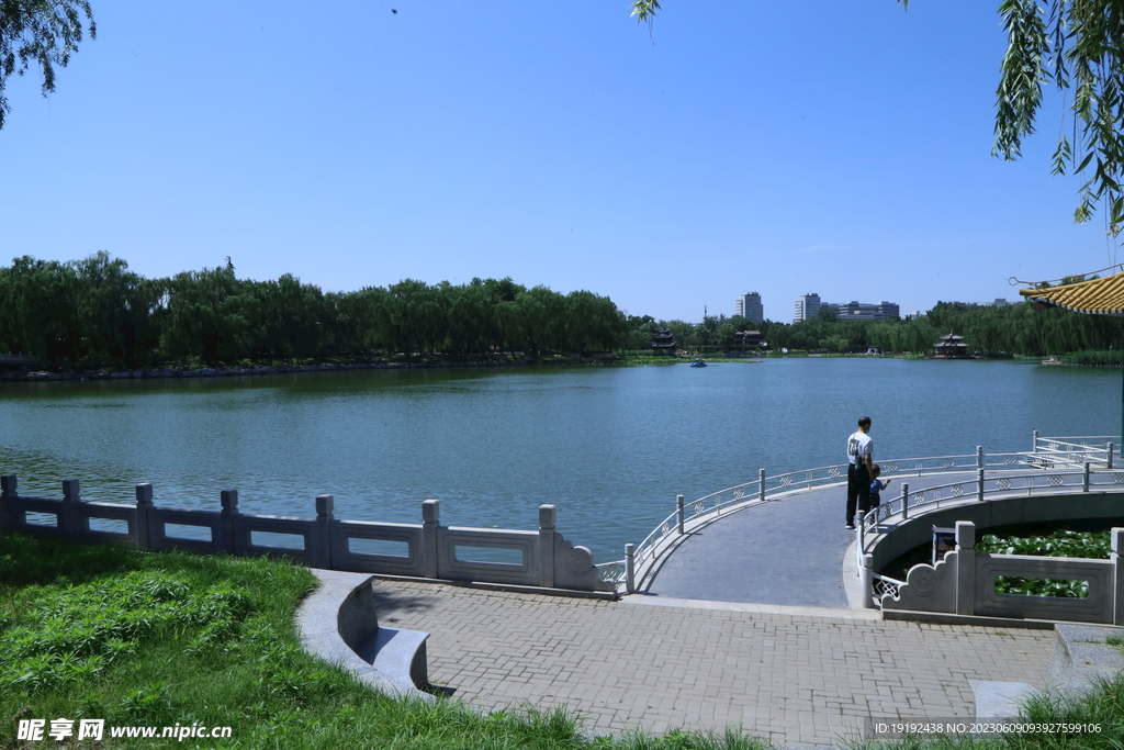 湖水风景