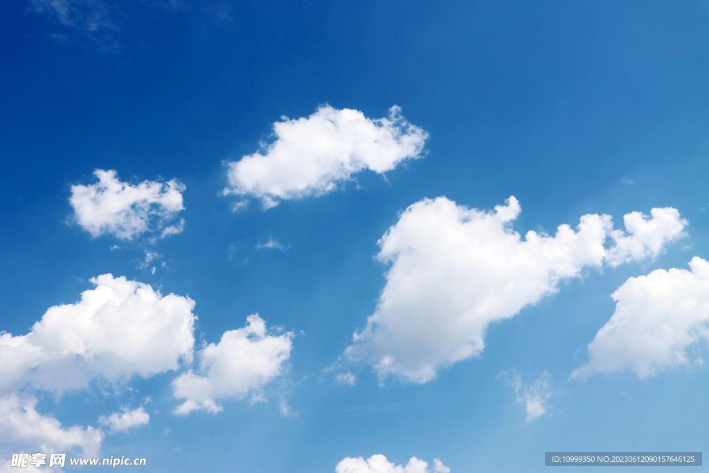 蓝天白云