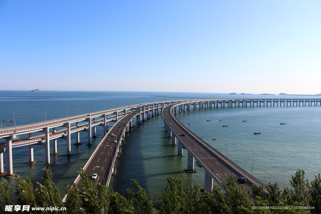 星海湾跨海大桥