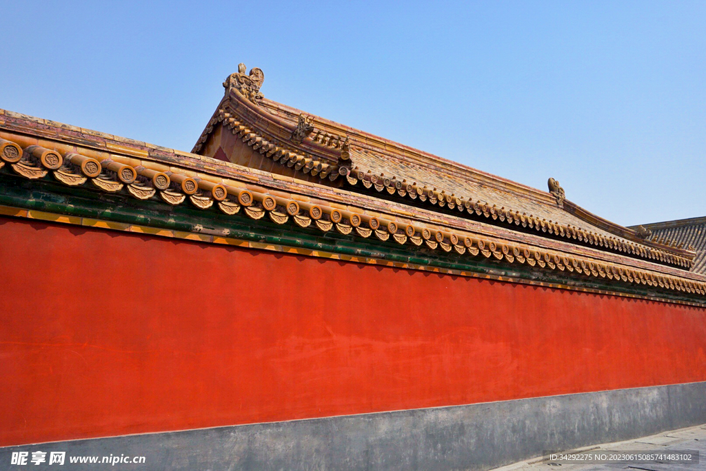 红色宫墙古风图片